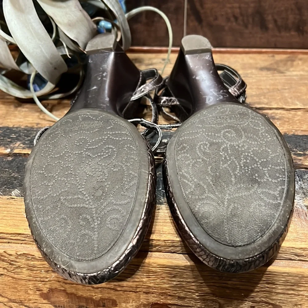 Kenneth Cole Reaction great used